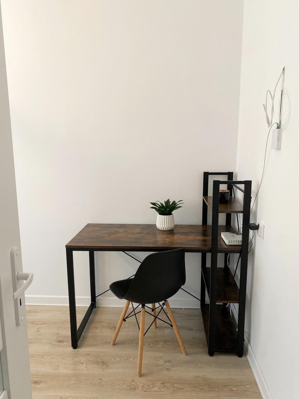 Bedroom, hair dresser