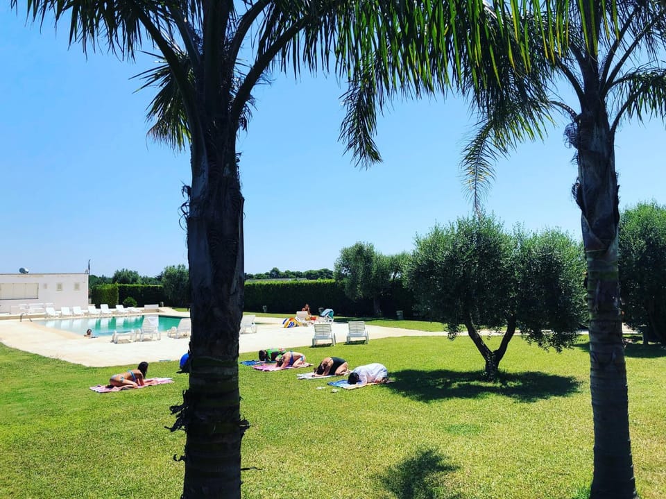 Garden view, Pool view, Swimming pool, sunbed