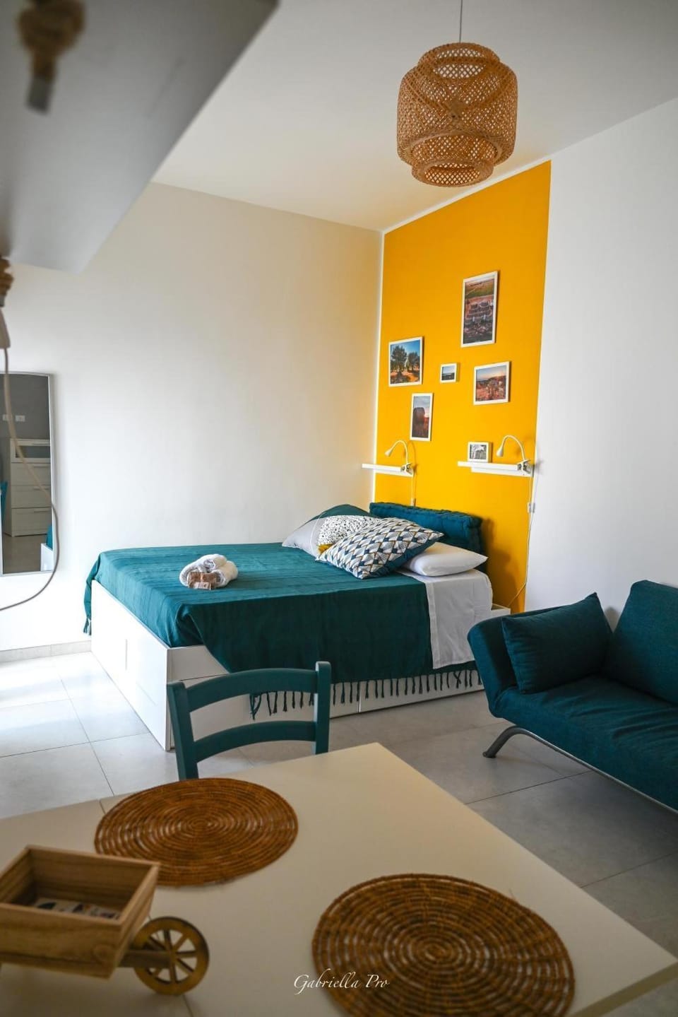 Property building, Living room, Bedroom