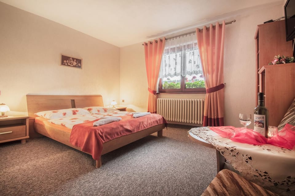 Penzion Deny Bed and Breakfast in Lesser Poland Voivodeship