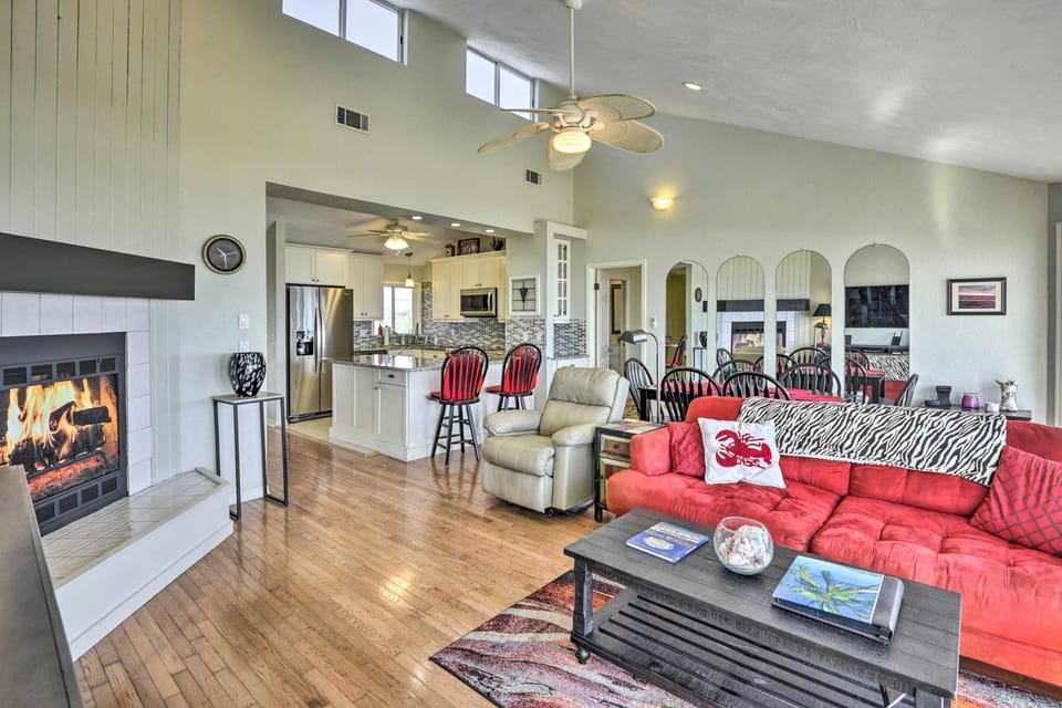 Sunny Florida Home with Decks and View, Steps to Beach House in Flagler Beach
