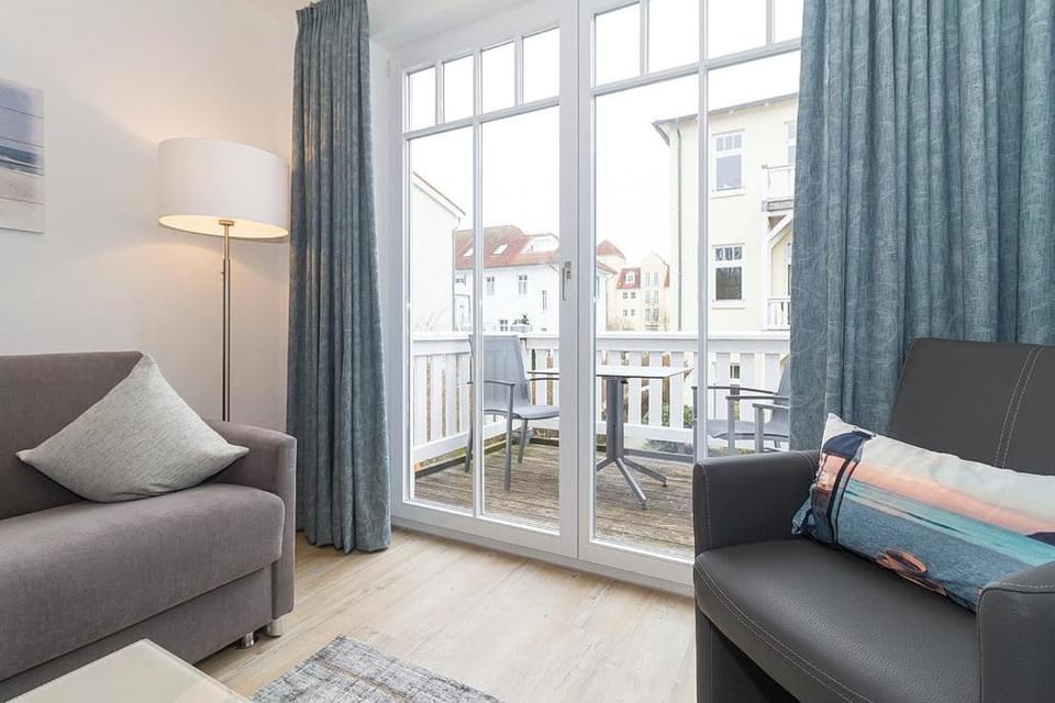 Strandstraße 32 Strandstraße 32-50 Apartment in Kühlungsborn