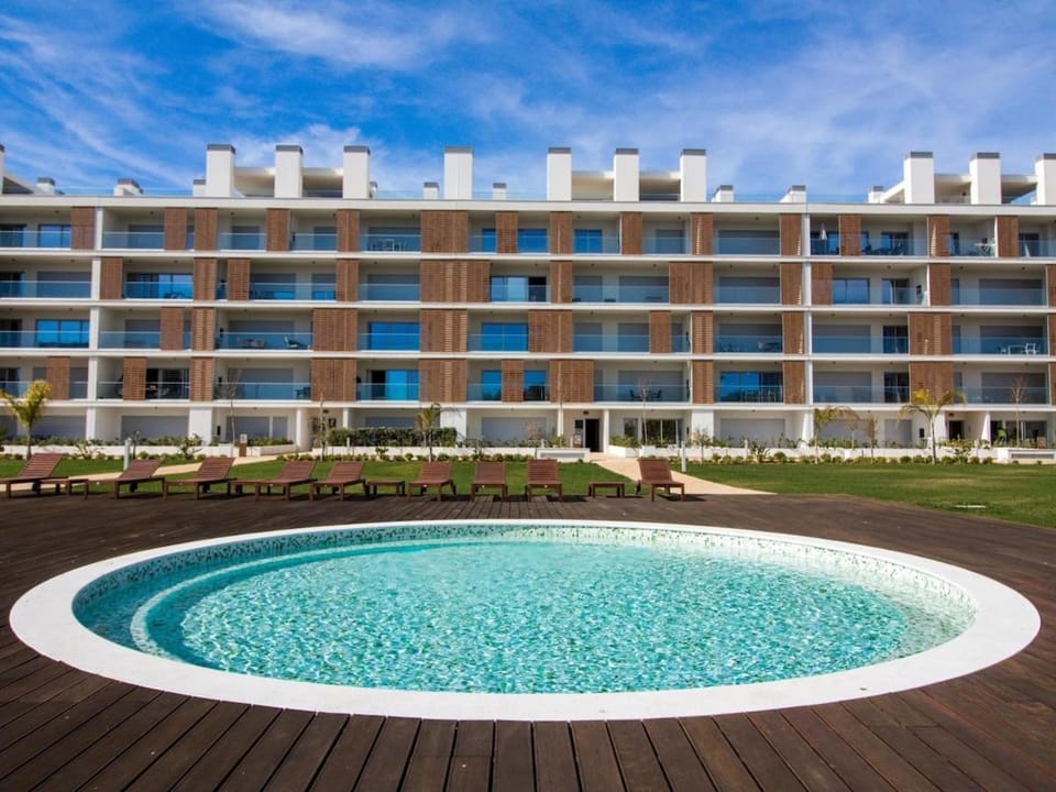 Green 2 Apartment by Stay ici Apartment in Albufeira