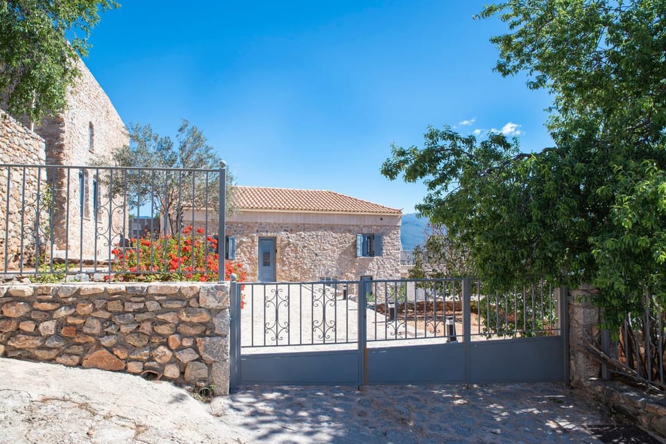 Atelier House in Peloponnese Region