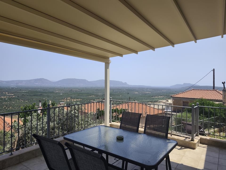 Atelier House in Peloponnese Region
