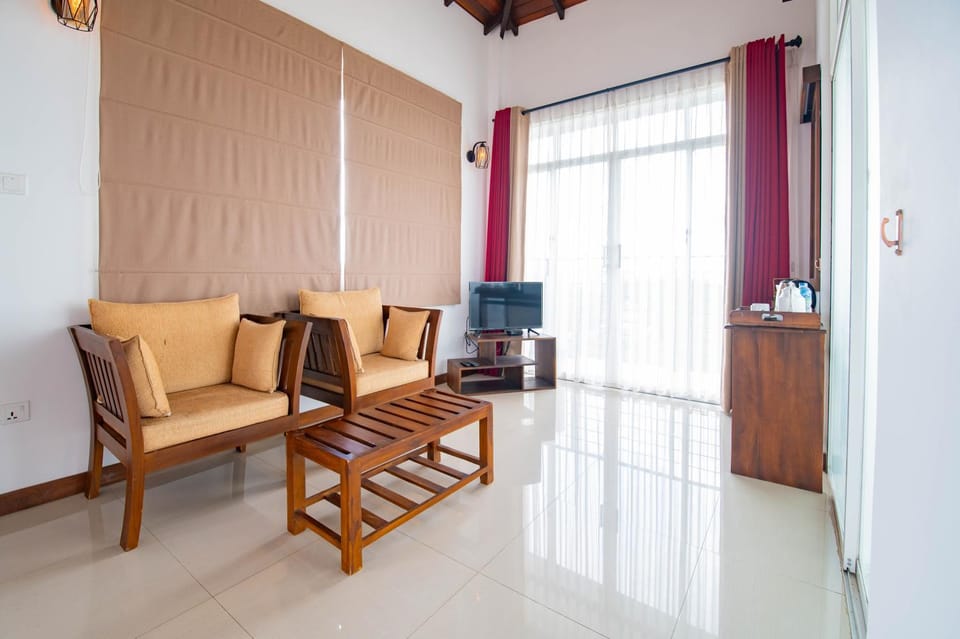 TV and multimedia, Seating area