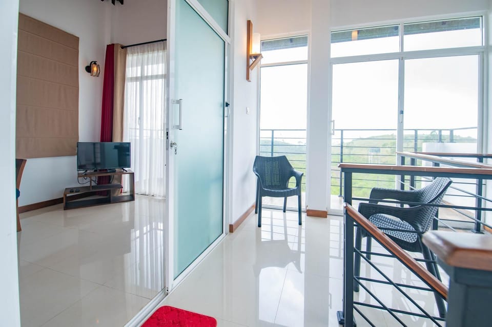 TV and multimedia, Seating area