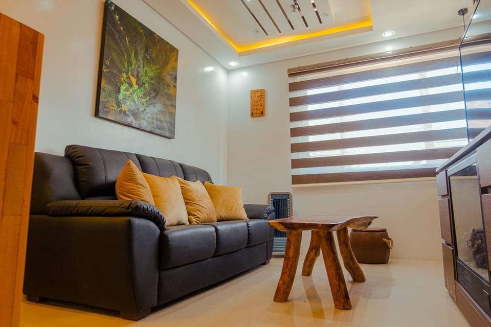 Yong's Place at Goshen - The Courtyard Apartment in Baguio