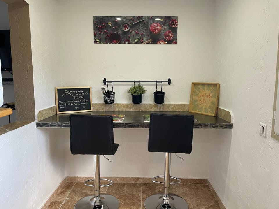Appartement au calme et belle terrasse Apartment in Provence-Alpes-Côte d'Azur