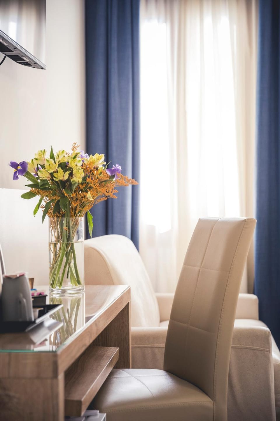 TV and multimedia, Seating area