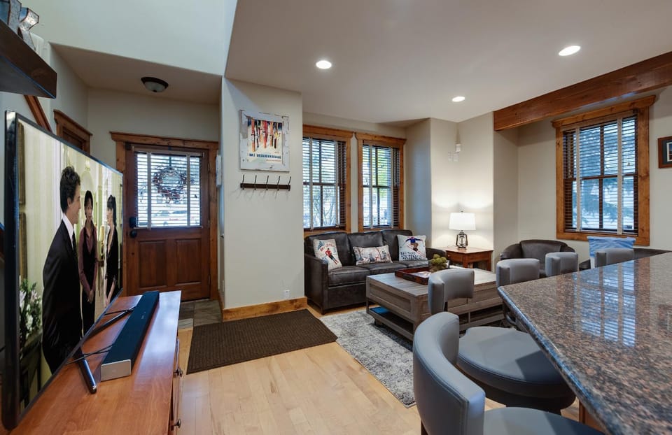 Ridge Street Chalet Home: Historic District Charm Apartment in Breckenridge