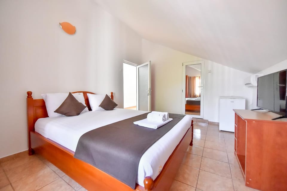 VILA HAVEN - Camere de inchiriat Bed and Breakfast in Constanța County