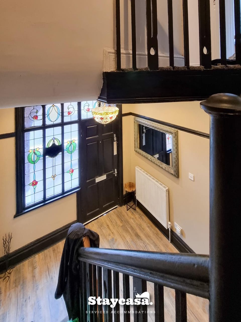 Spacious 6-Bed with Large Patio and Free Parking House in Manchester