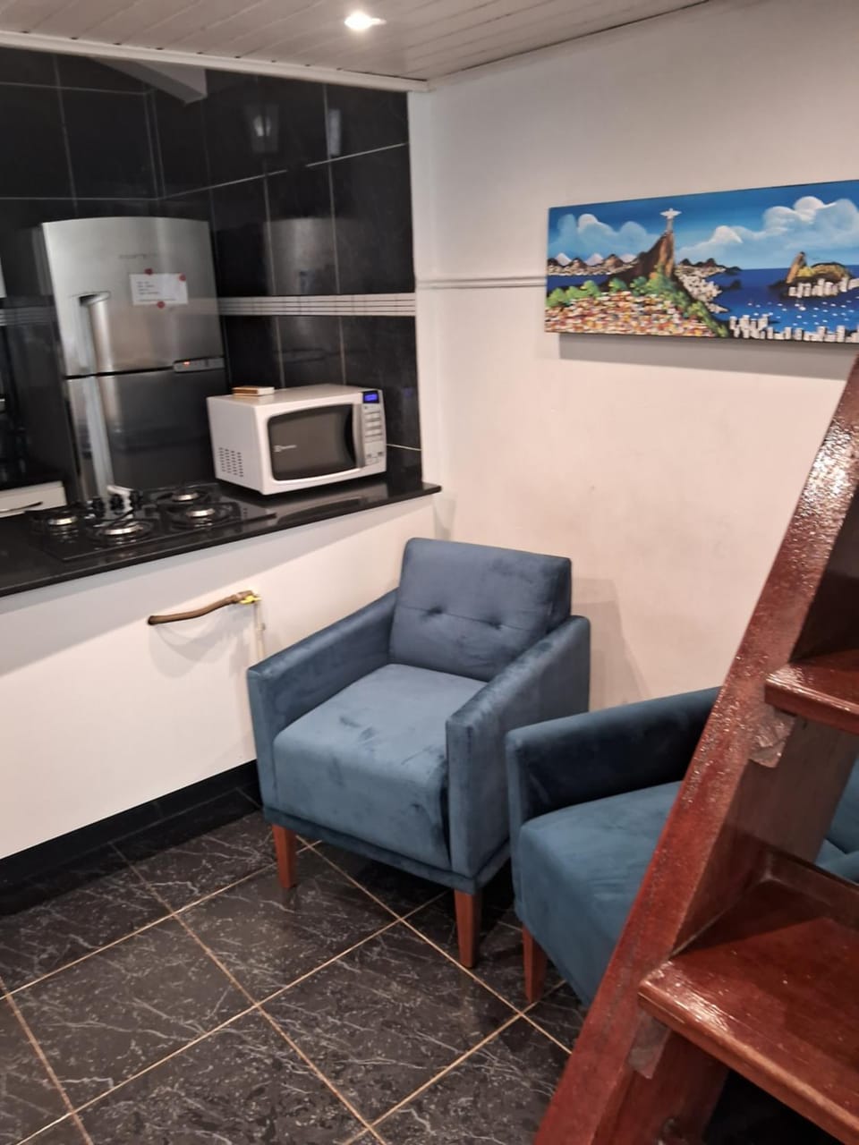 Kitchen or kitchenette, Living room