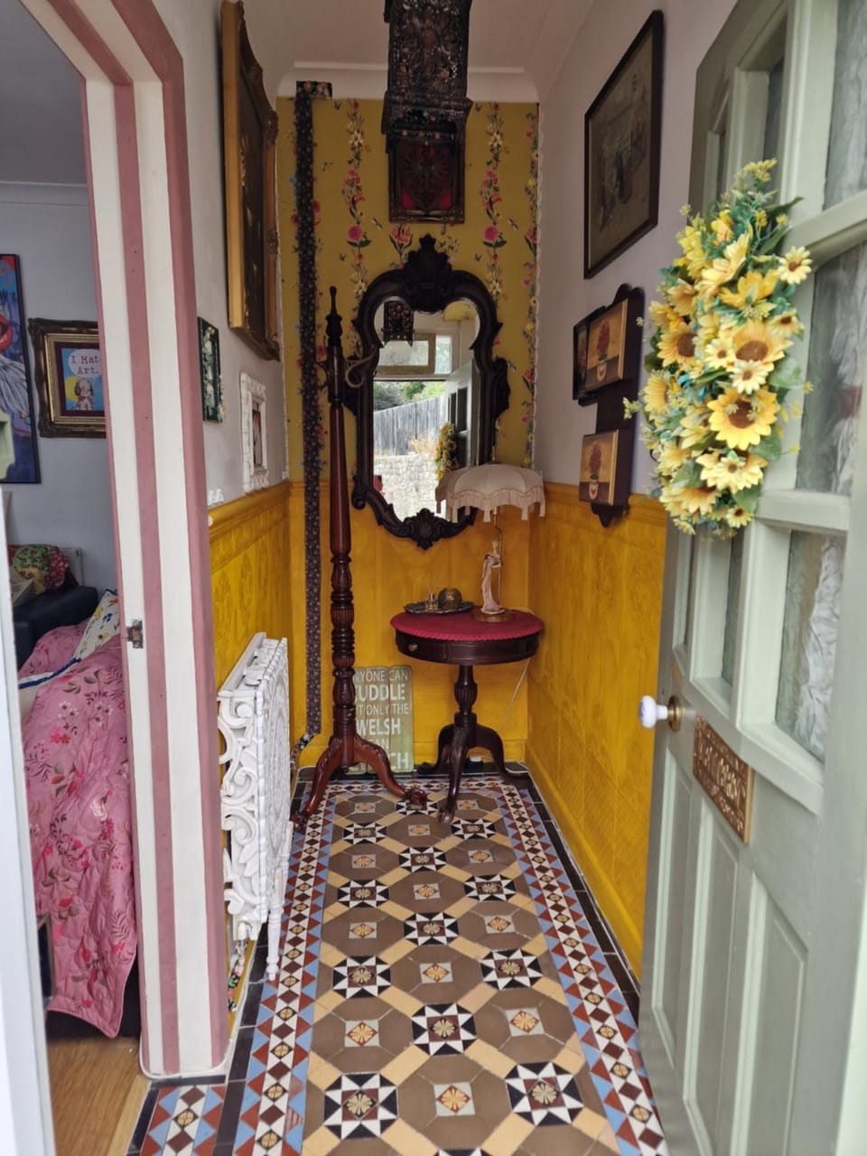 Town Cottage ground floor appartment Apartment in Bridgend