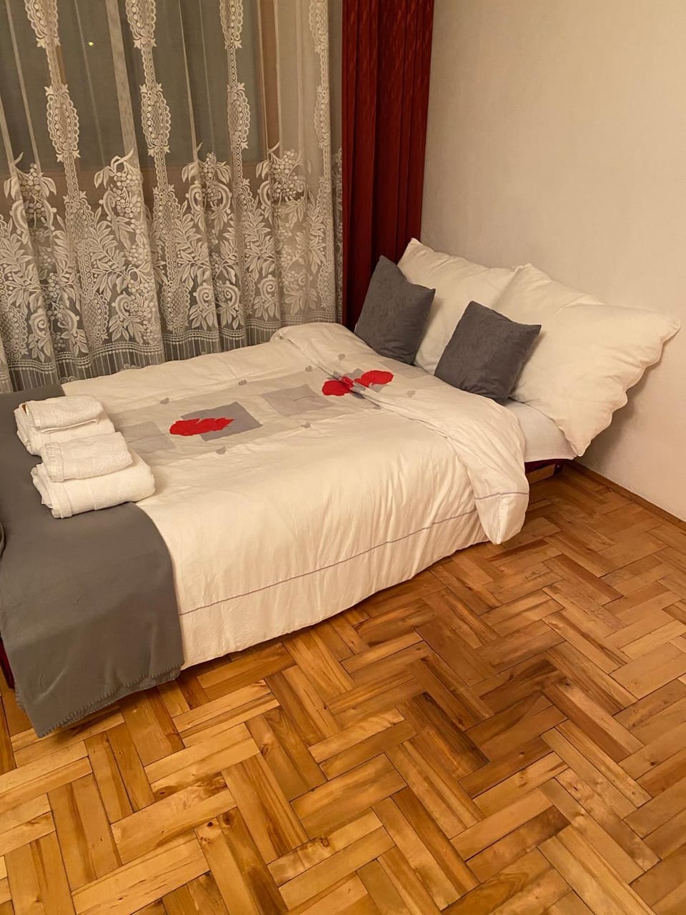 Bed, Living room, Bedroom