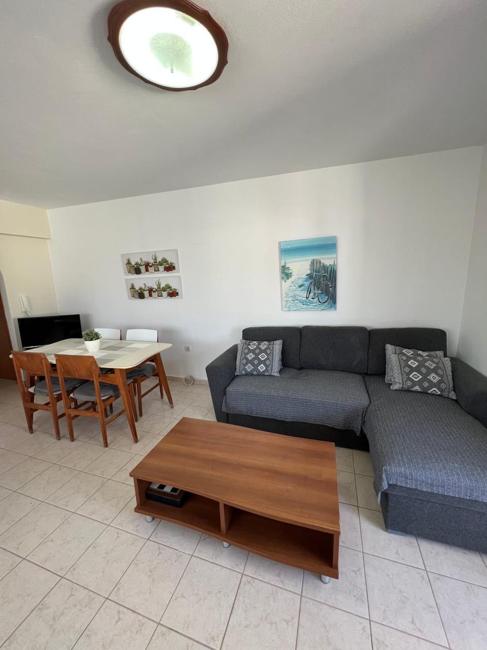 TV and multimedia, Living room, Seating area