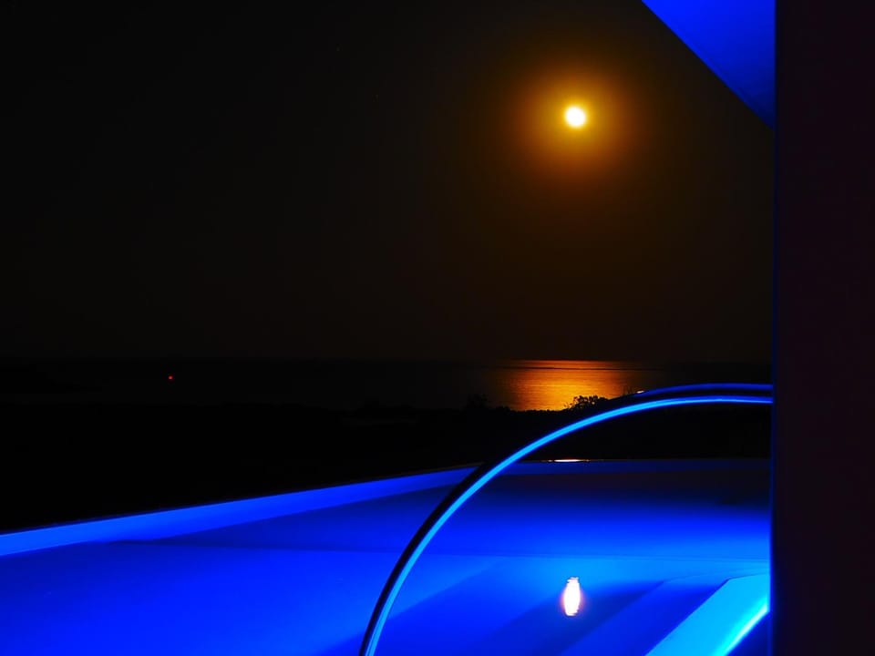 Pool view, Sea view, Swimming pool
