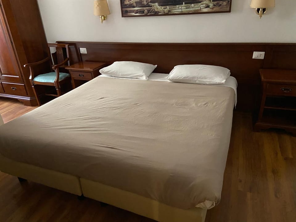 Vatican Rooms D’Angelica Bed and Breakfast in Rome