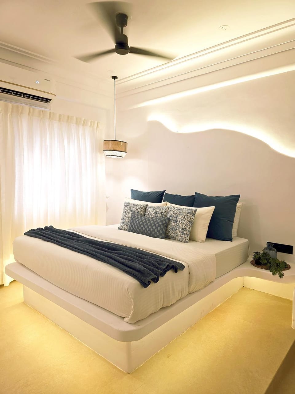 WTF My House Bed and Breakfast in Baga