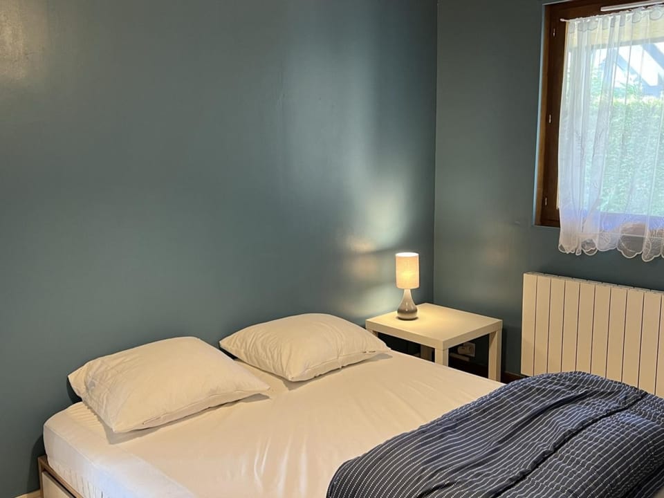Charmant chalet 4P avec jardin privatif, proche plage et commerces à Merville-Franceville - FR-1-487-333 Chalet in Normandy