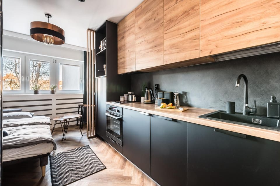 Kitchen or kitchenette, Communal kitchen
