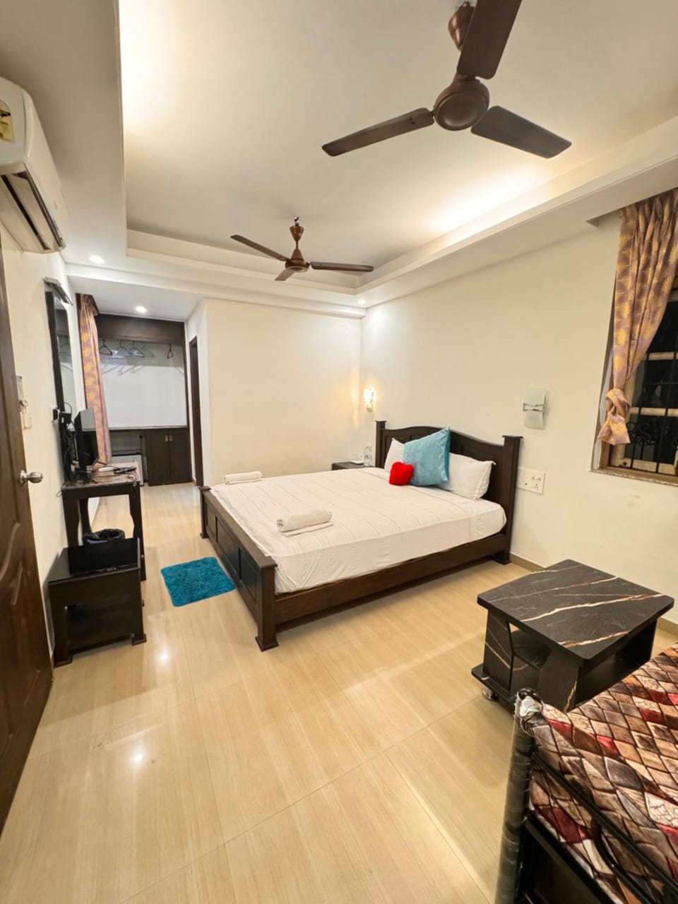 Palolem Guest House Bed and Breakfast in Canacona