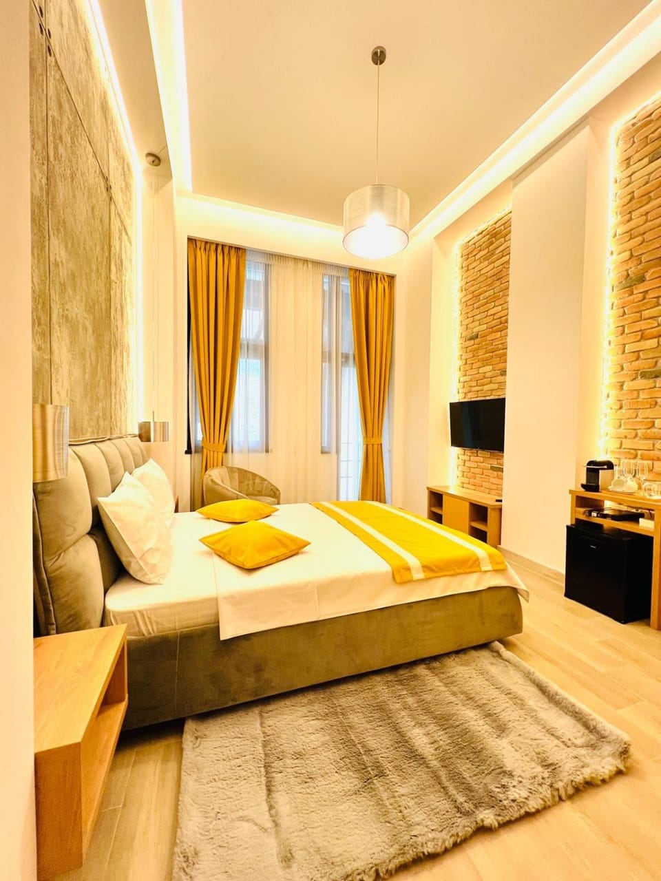 Bed, Photo of the whole room