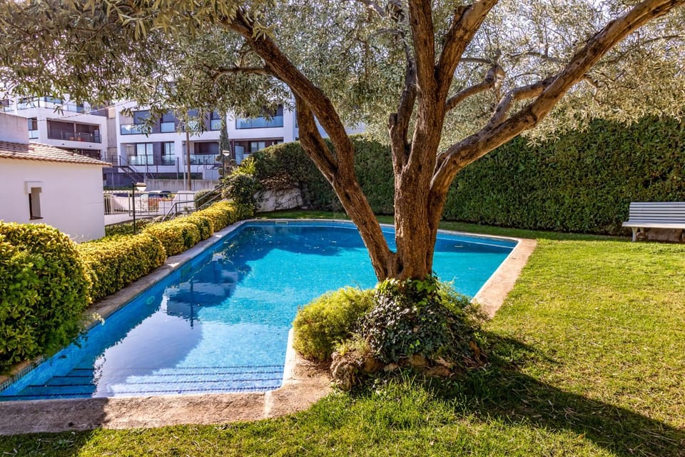 Cau del Llop 76 - apartamento piscina comunitaria Apartment in Alt Empordà