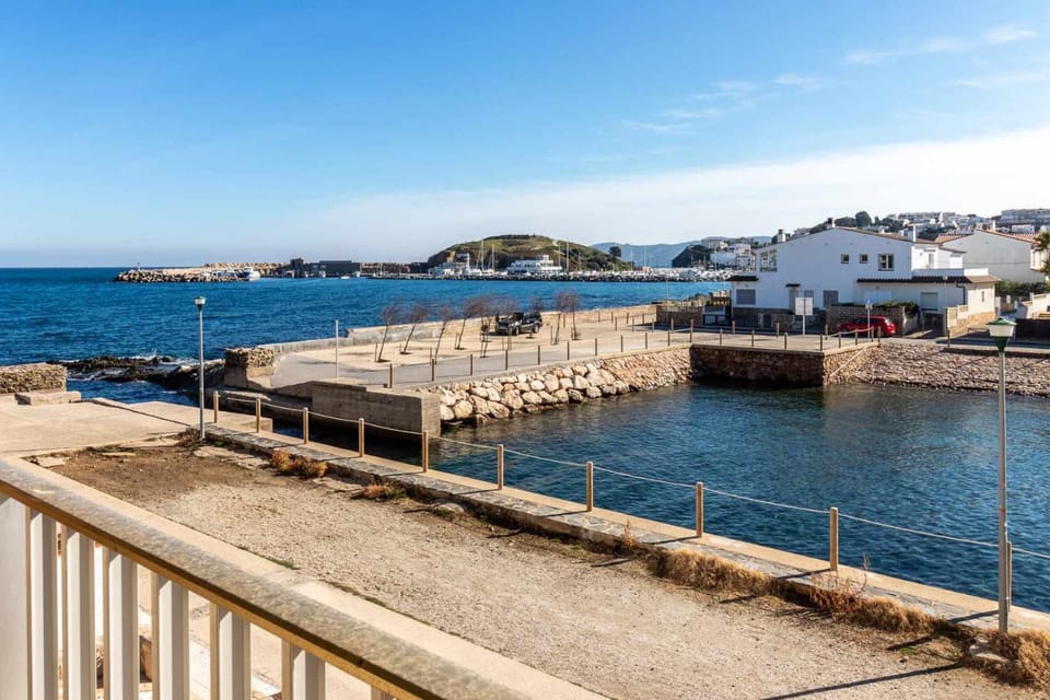 Sant Carles 20 Apartamento con vistas al mar Apartment in Alt Empordà