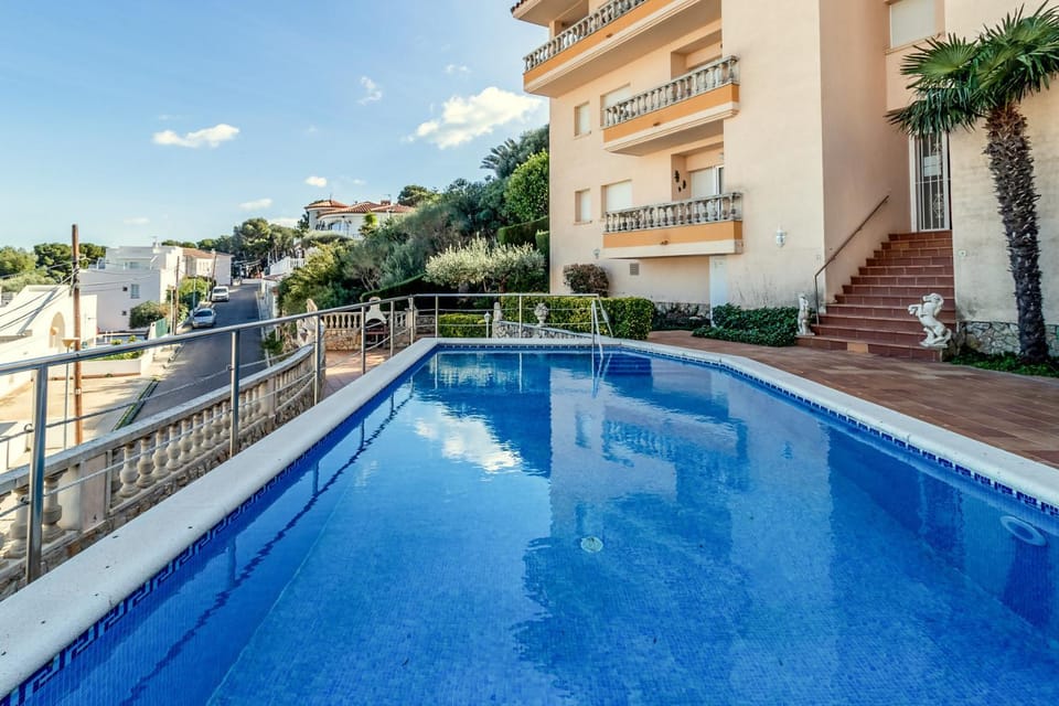 Fener de Dalt 87 - apartamento con wifi y piscina Apartment in Alt Empordà
