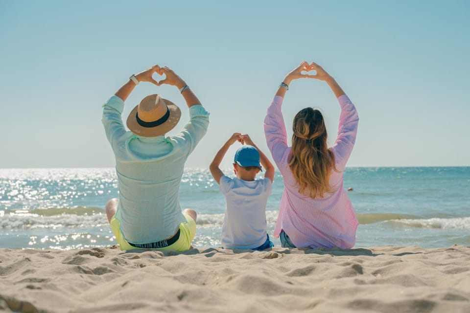 Day, People, Beach, Guests, Sea view, children, group of guests