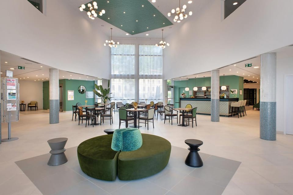Lobby or reception, Lounge or bar