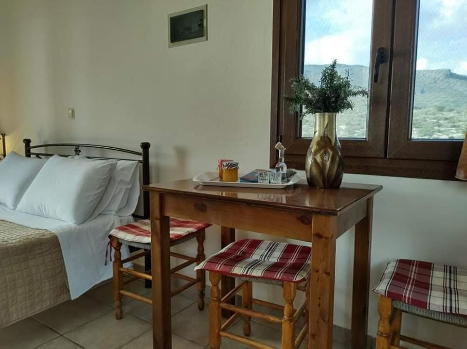 AEOLUS Studios Apartment in Lasithi