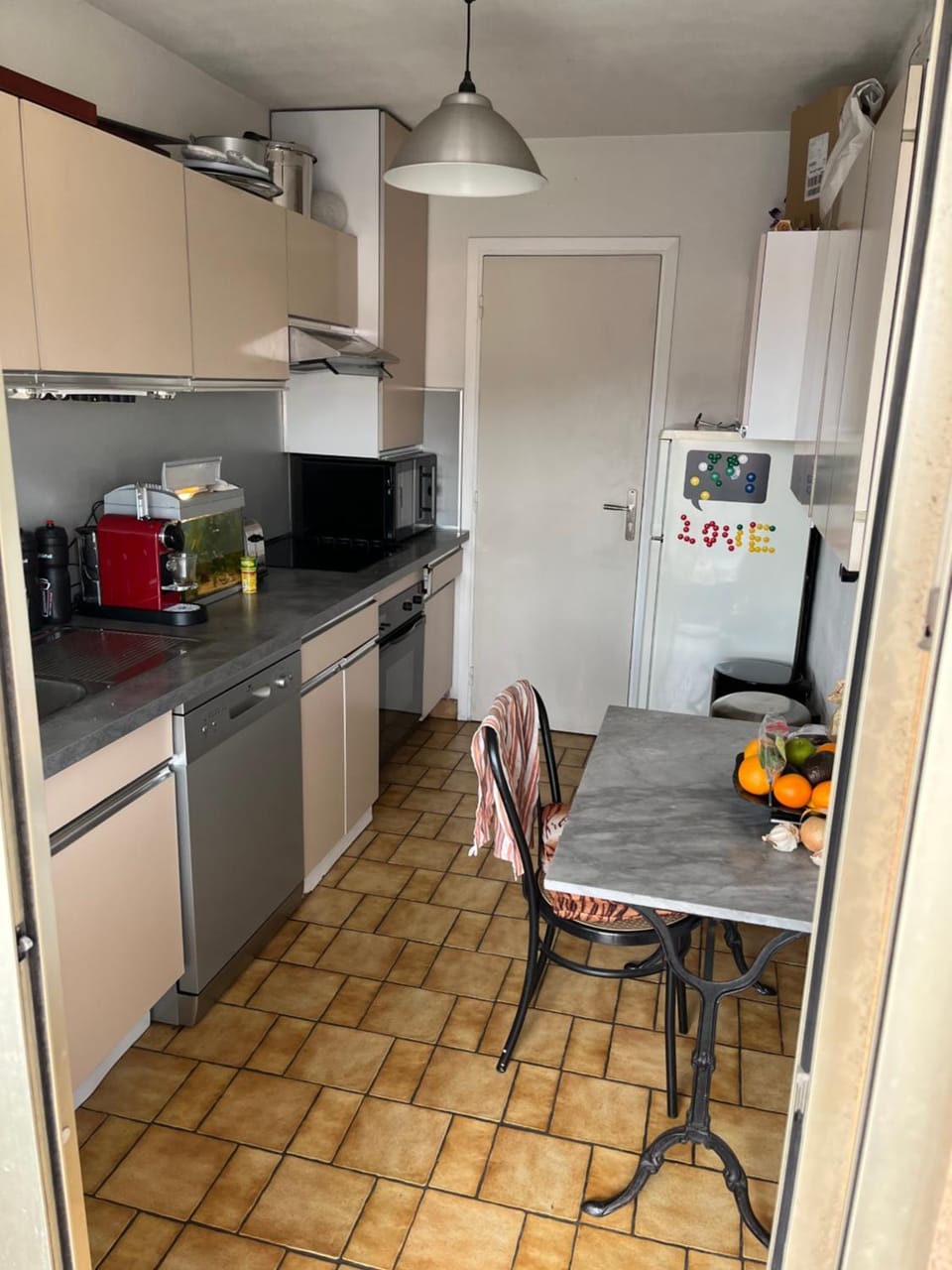 Kitchen or kitchenette