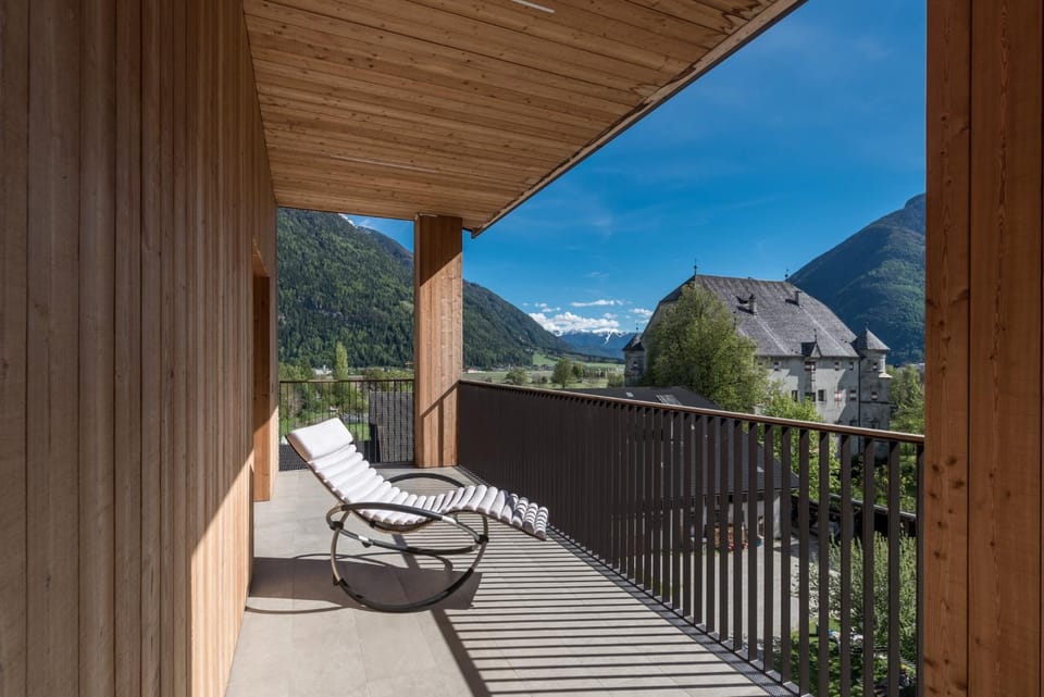 Natural landscape, View (from property/room), Balcony/Terrace