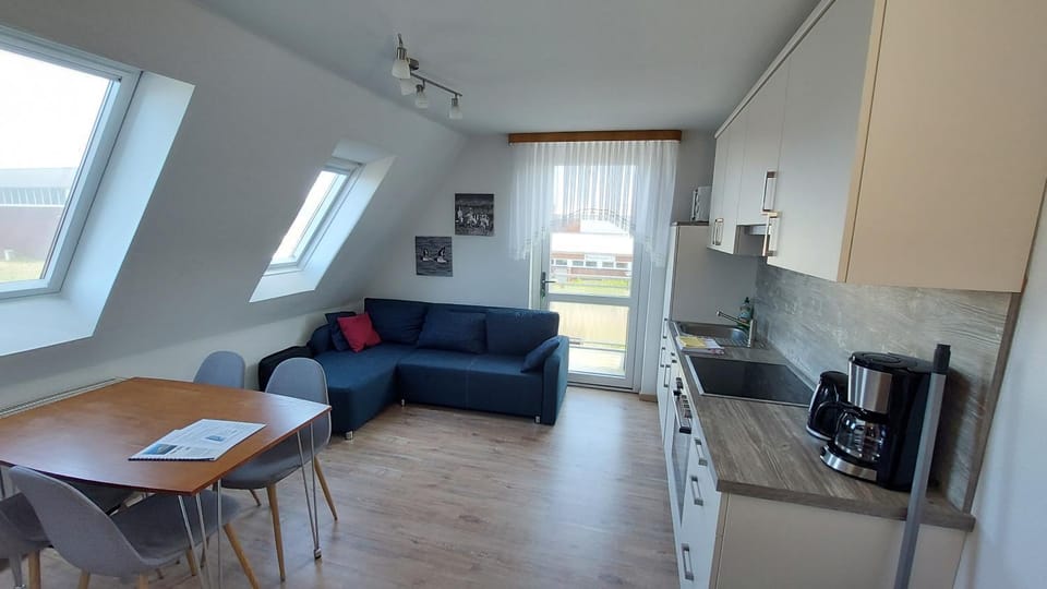 Kitchen or kitchenette, Living room, Dining area