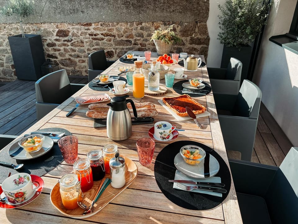 Continental breakfast