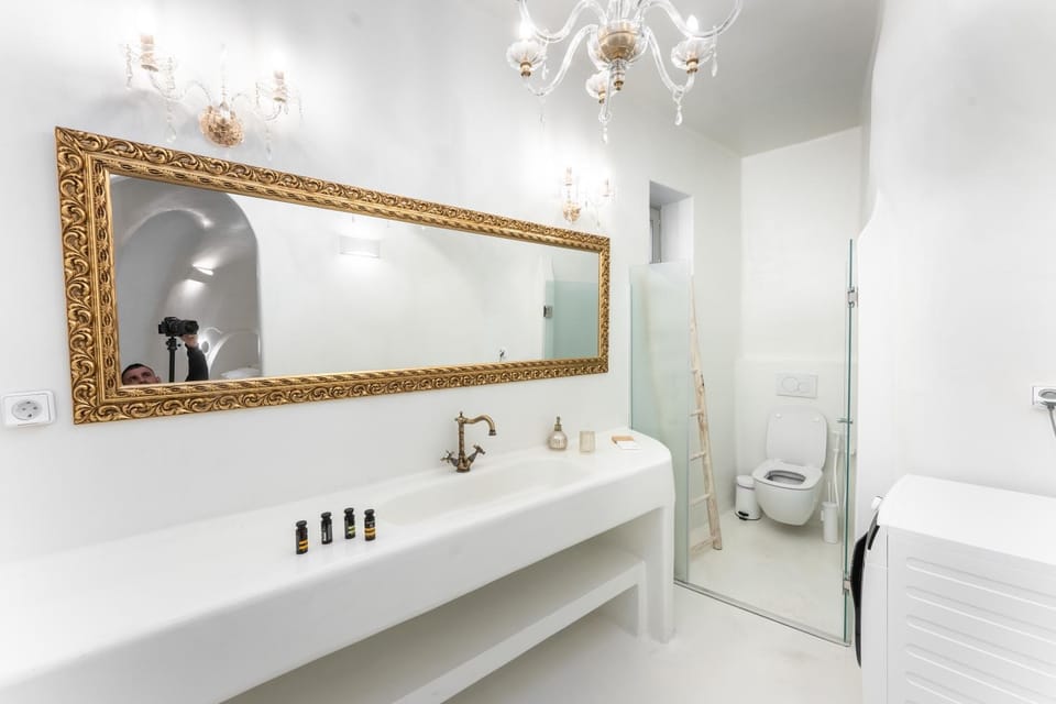 Sun Naam Home Santorini with heated jacuzzi Villa in Santorini
