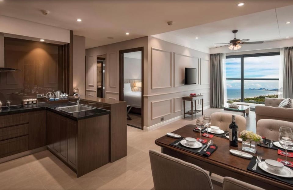 Kitchen or kitchenette, Beach, Sea view, stove, kitchen