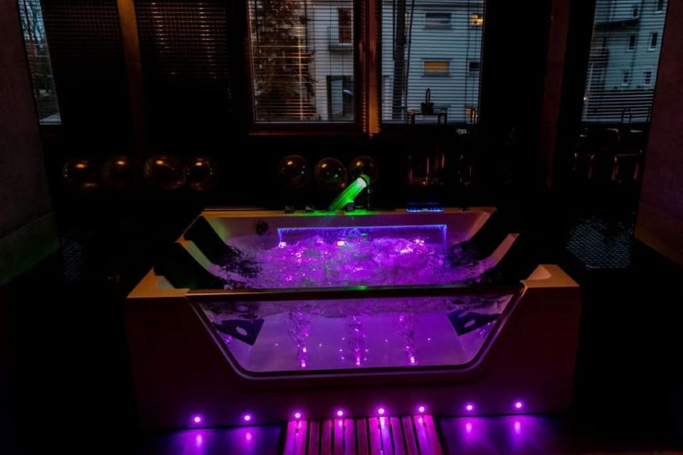 Hot Tub