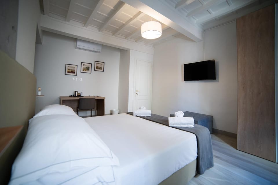 Coco Places Rooms Santa Maria Novella, Centro Storico Bed and Breakfast in Florence