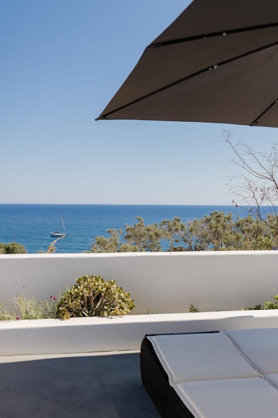 Red Beach Harmony suites Modestos Apartment in Santorini