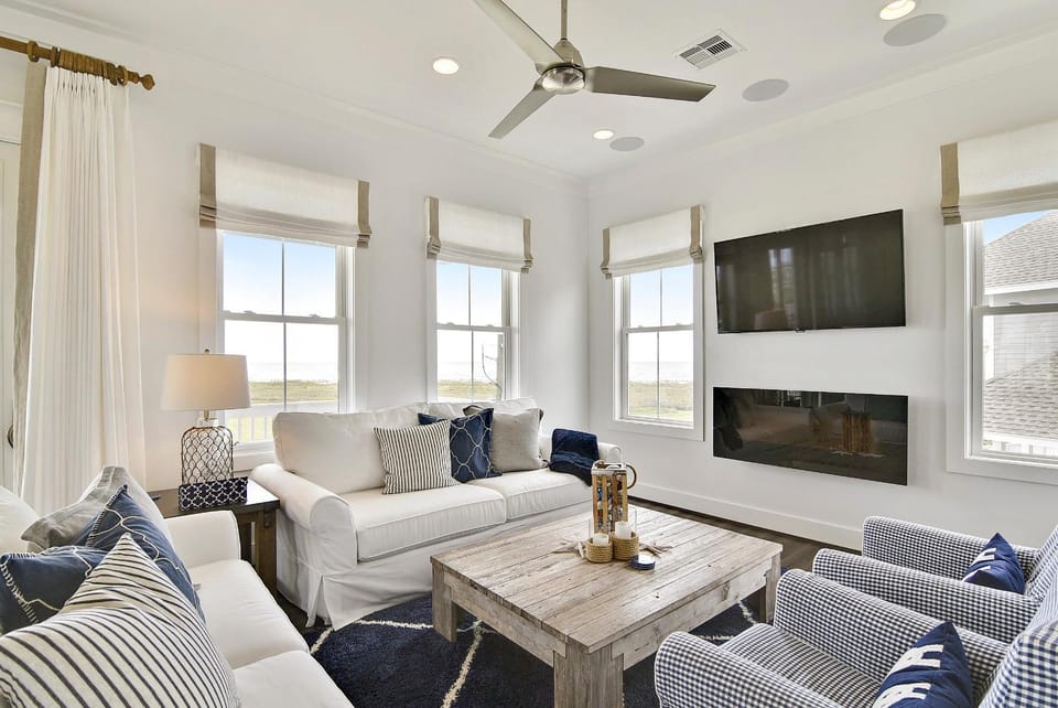 TV and multimedia, Living room, Seating area, fireplace, furniture