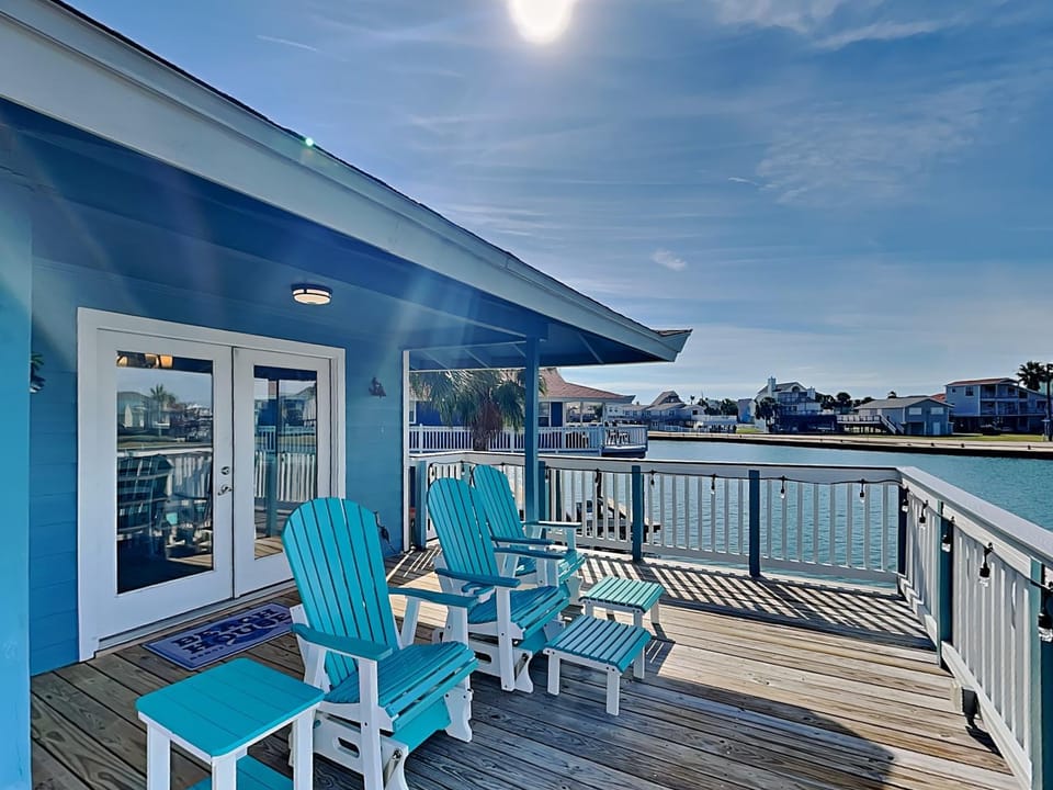 Patio, View (from property/room), River view