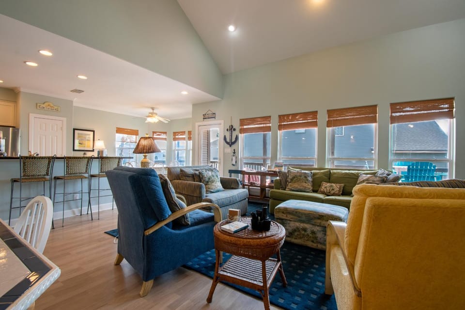 Living room, Seating area, furniture
