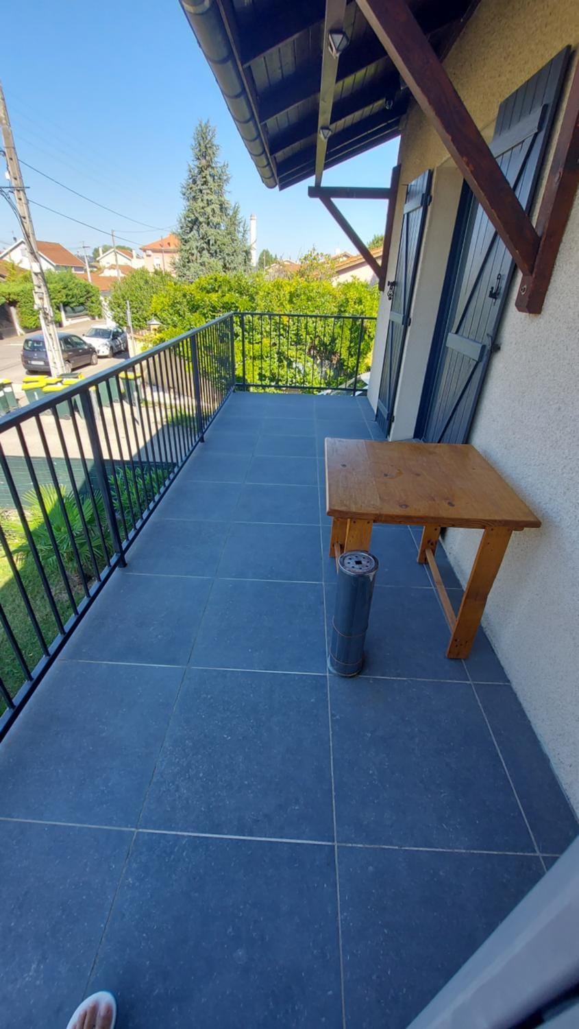 K&N - Maison à partager avec d'autres voyageurs - Chambre privée - Jardin - Balcon Vacation rental in Villeurbanne