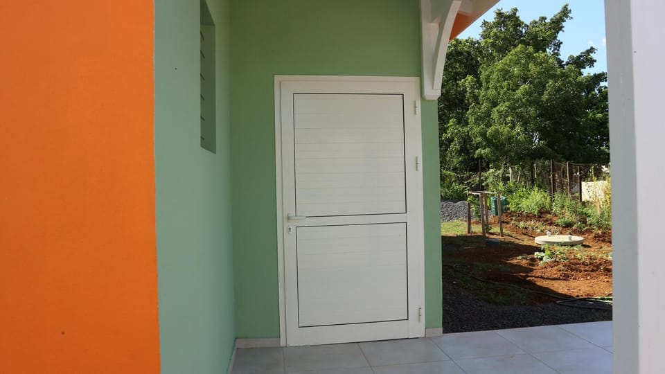 Belle résidence Apartment in Leeward Islands