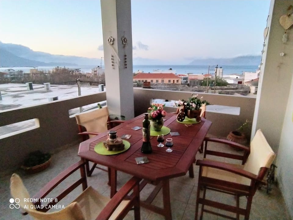Balcony/Terrace, Seating area, Dining area, Sea view