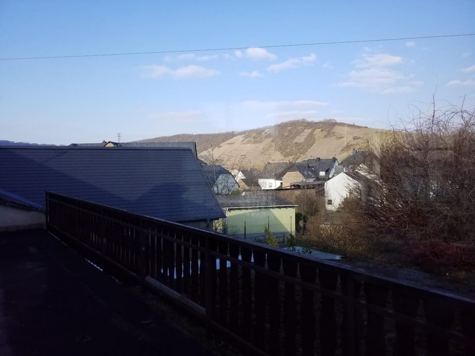 Balcony/Terrace, Mountain view